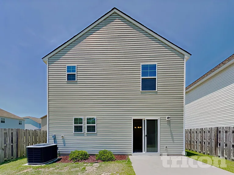 234 Nicene Ct — Photo 17