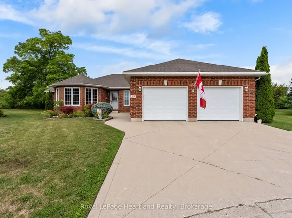 30 Ann St #29, Saint Marys, ON N4X 1C8