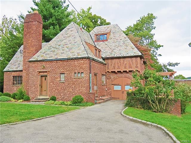 1st image of 59 Burnside Dr