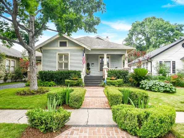 209 E Woodland St, Houston, TX 77009