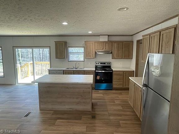 4th image of 2780 Sowers Rd