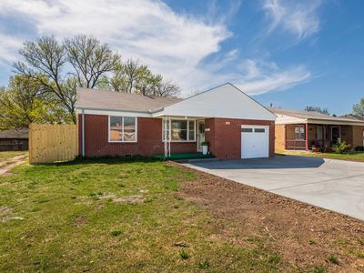 1651 S Woodlawn Blvd, Wichita, KS, 67218