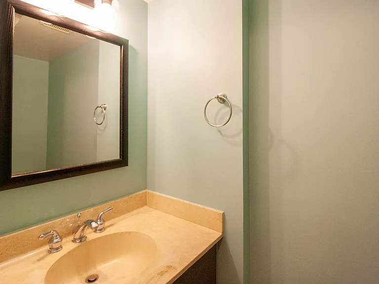 3503 Redwood Ct — Photo 34