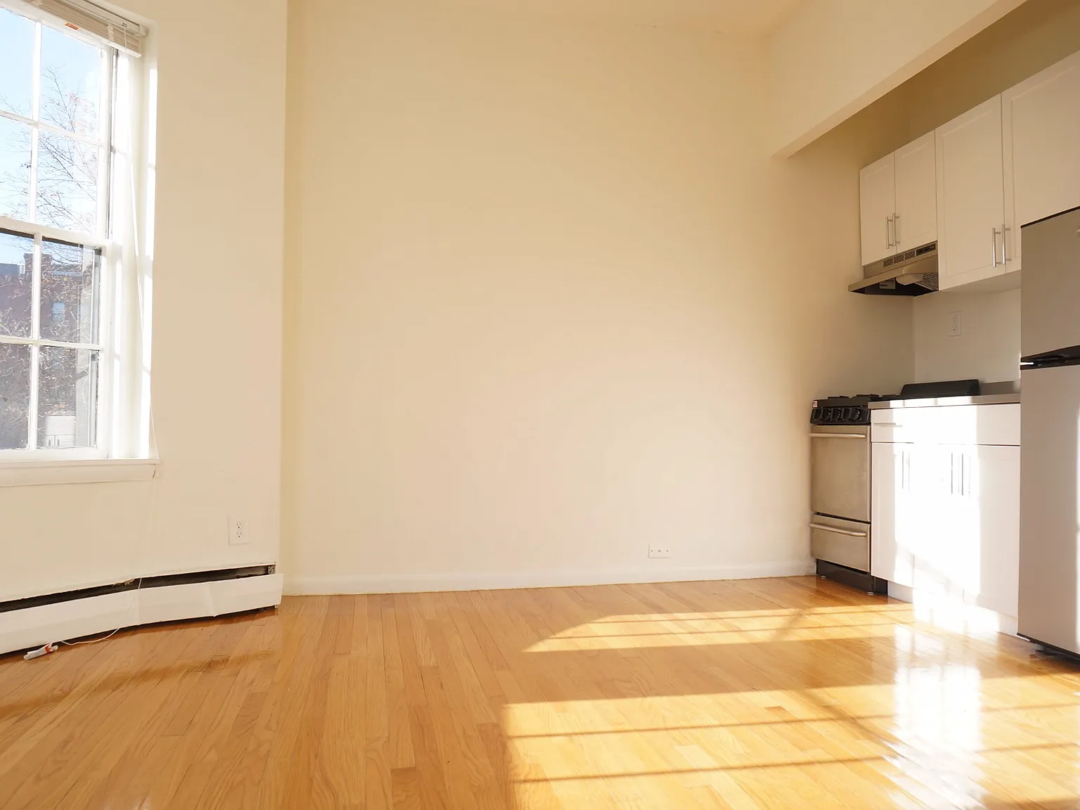 1 bed, 311 sqft, $2,500 — Photo 4
