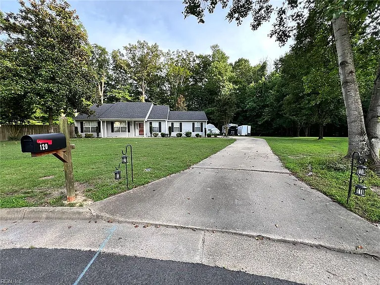 120 Misty Ridge Ln — Photo 1