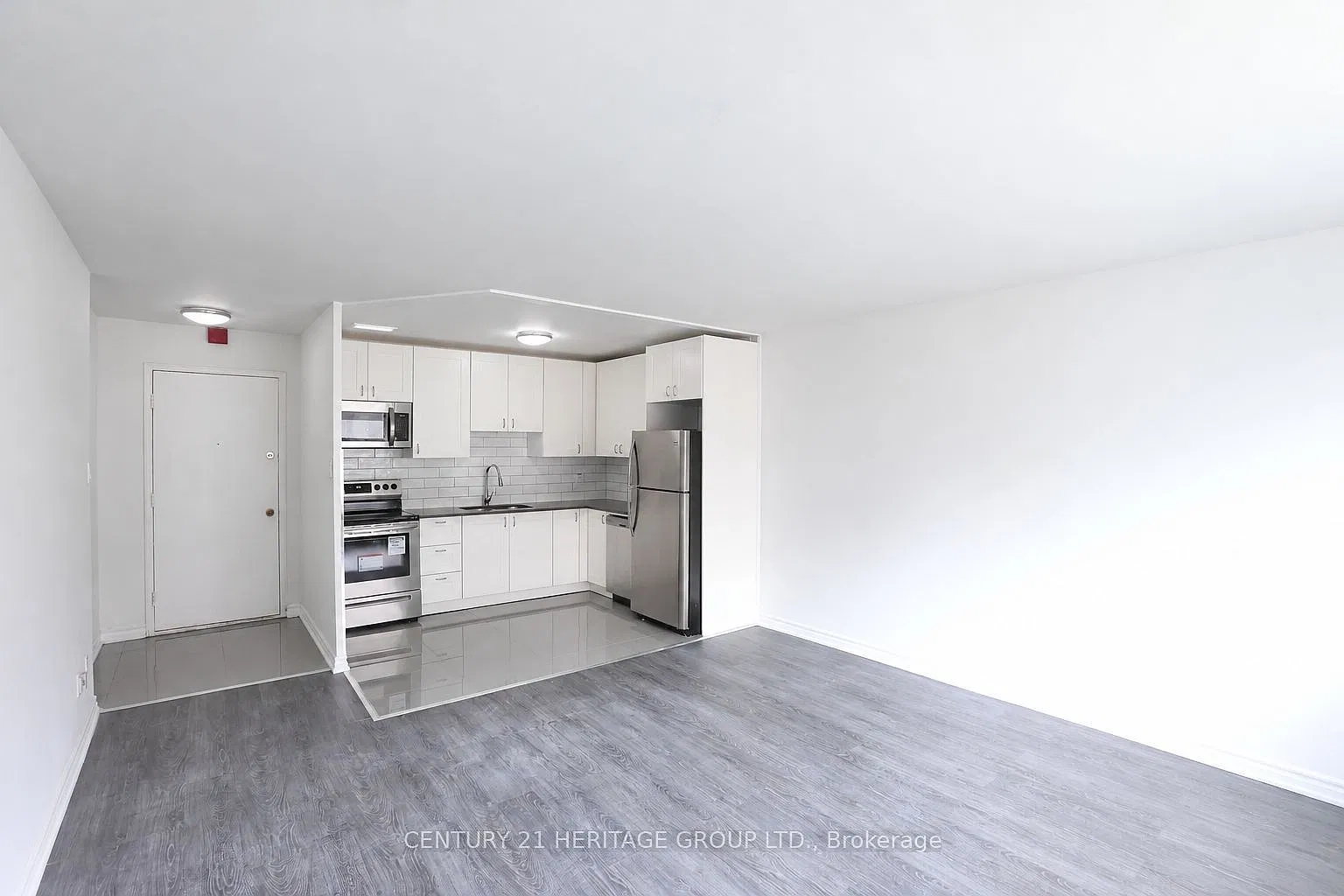 2 bed, $2,249 — Photo 3