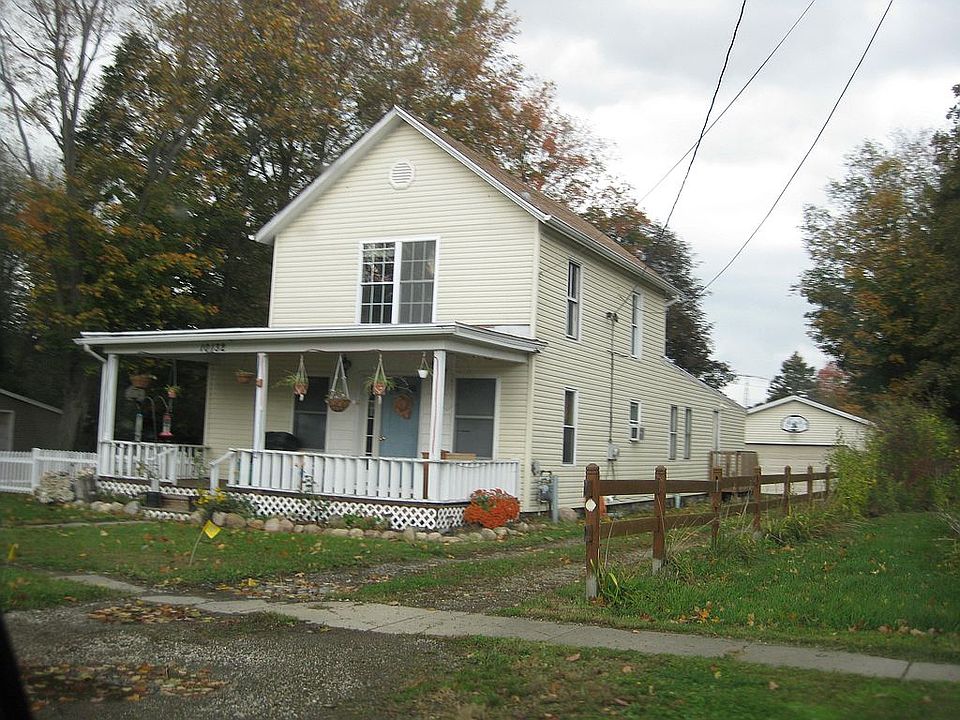 1st image of 10132 Hall Ave