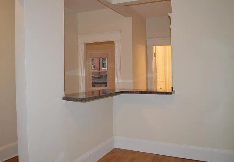 1589 Beacon St #4 — Photo 4