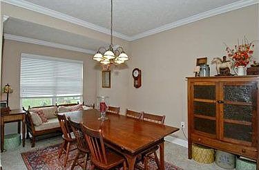 5th image of 218 Bentbrook Cir