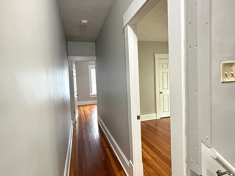 327 Clinton St #327 — Photo 11
