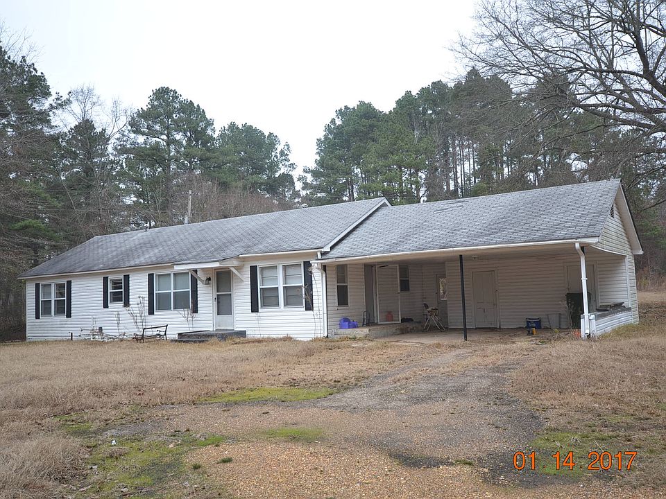 1st image of 2921 Columbia Road 1
