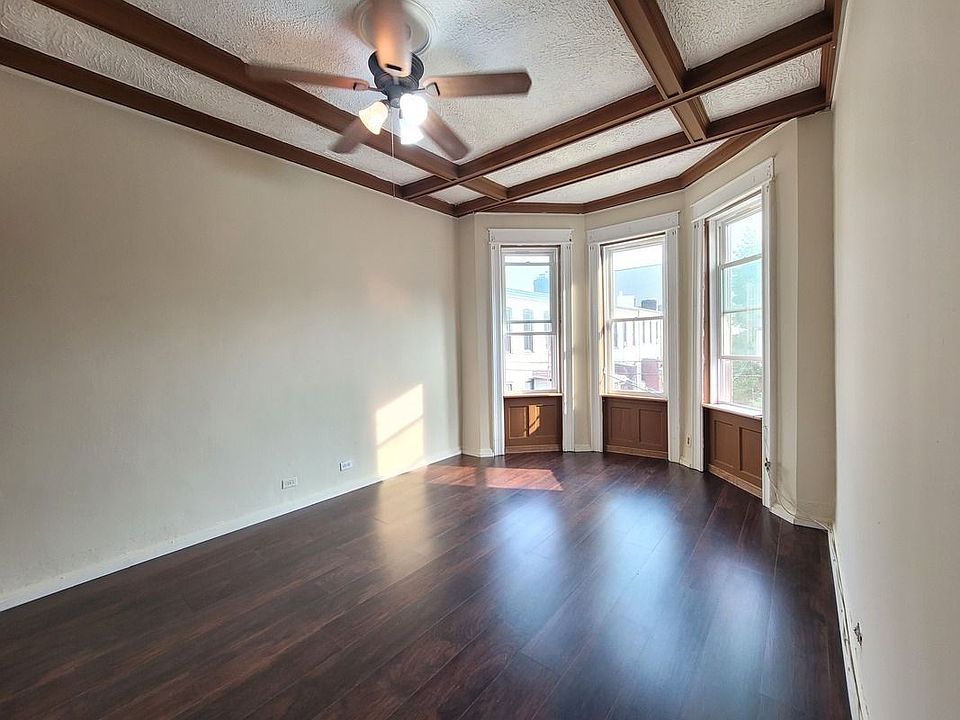 1st image of 432 Irving Ave #2