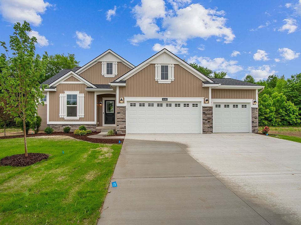1st image of 1440 Badlands Dr