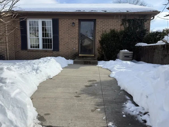 5841 Forest Hills Blvd #5841, Columbus, OH 43231