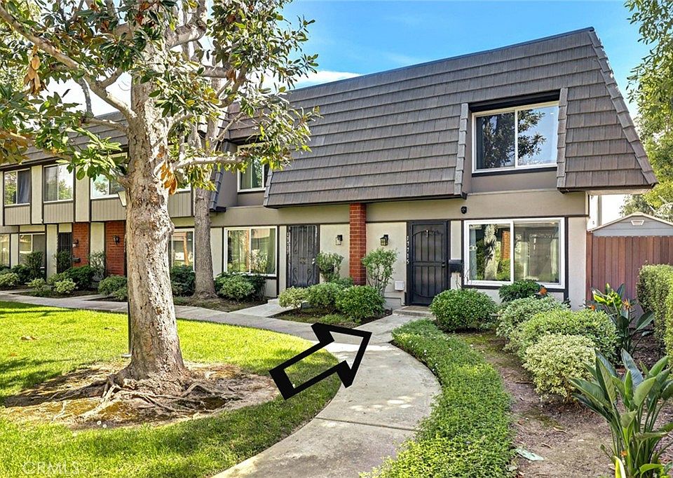 1st image of 17715 Regency Cir