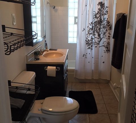 2nd image of 1209 8th St #2