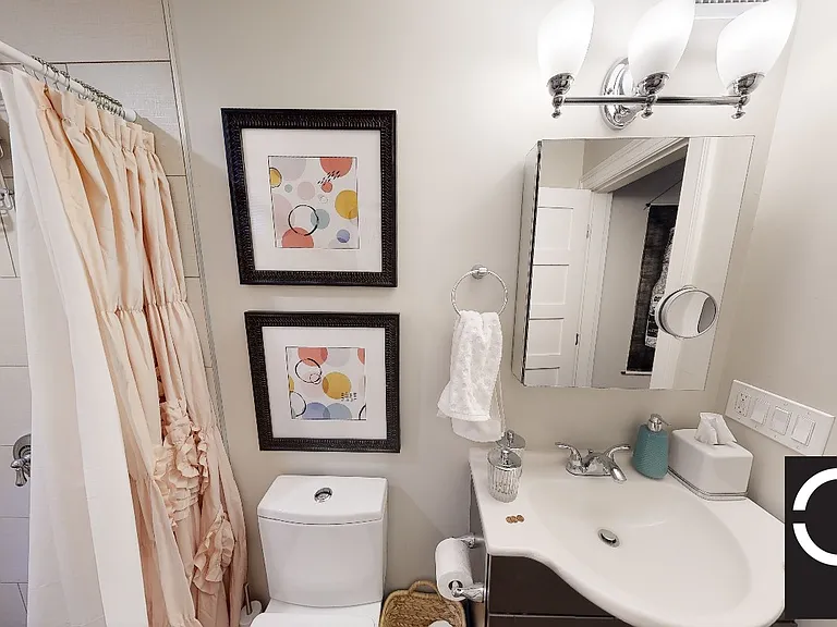26 John F Kennedy St #4 — Photo 6
