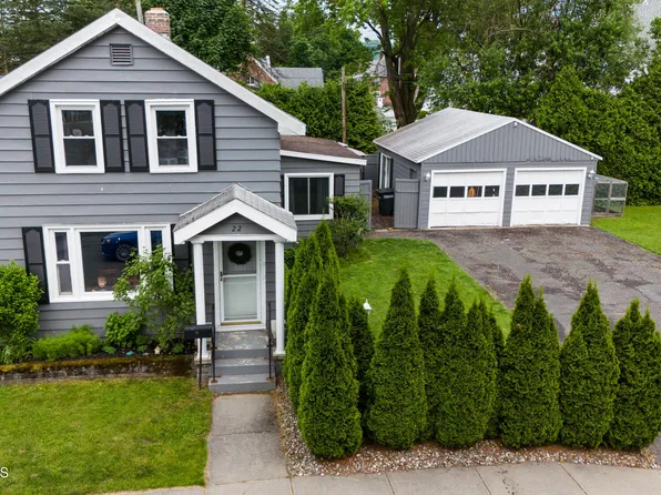 22 8th Street, Waterford, NY 12188