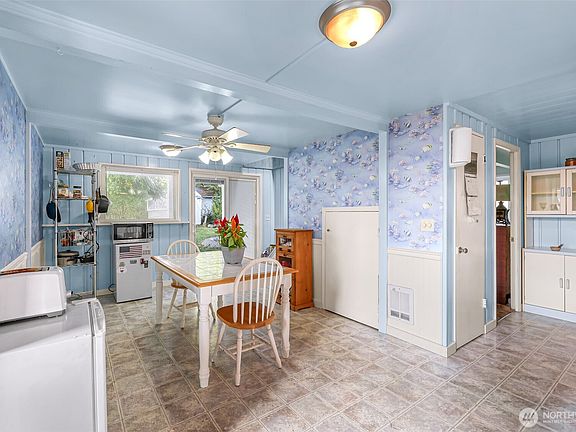 4th image of 8415 Donald Way