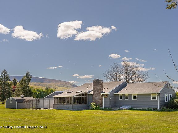 2nd image of 317 Mountain View Road