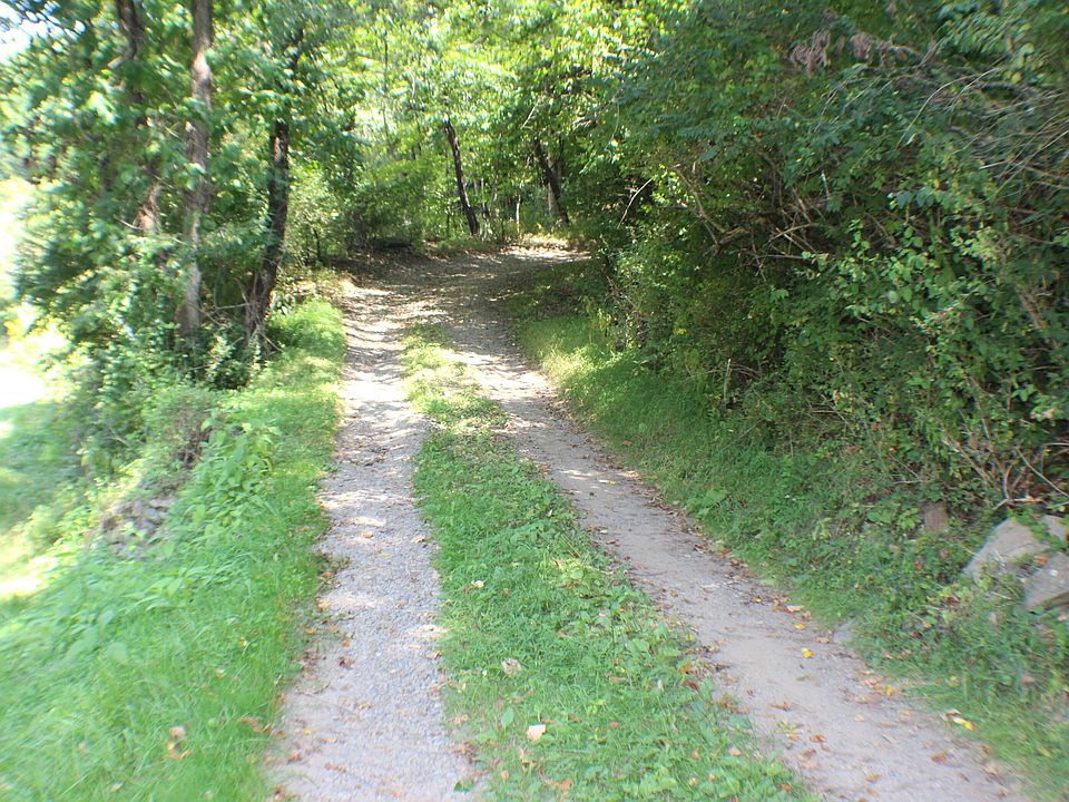 221 4th Ave Marlinton WV Zillow