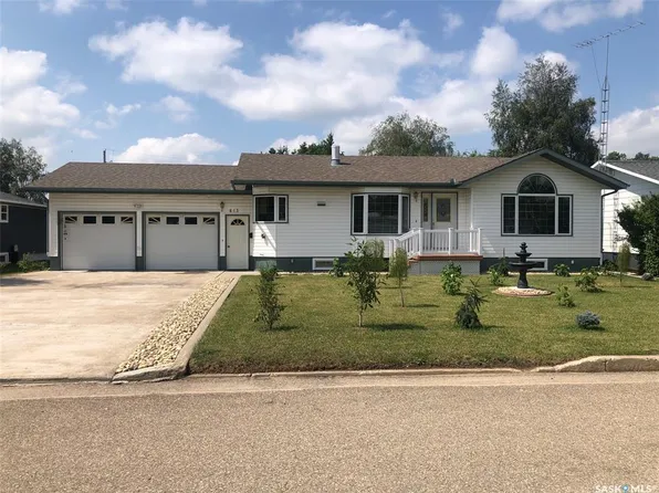 643 2nd STREET NE, Preeceville, SK S0A 3B0