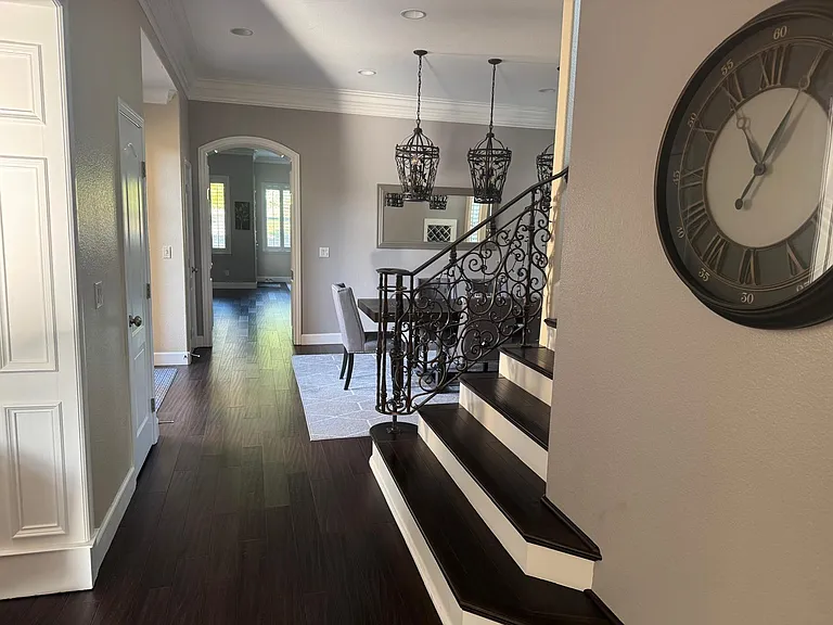 2202 Rosemount Ln — Photo 29