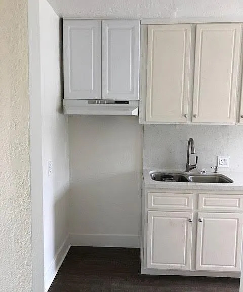 428 kitchen
