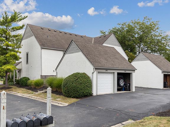 4th image of 292 Saint Andrews Dr