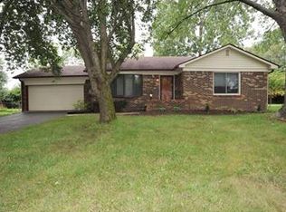 8004 Ridgegate West Dr, Indianapolis, IN 46268