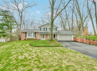 18 Mountain Rise, Fairport, NY 14450