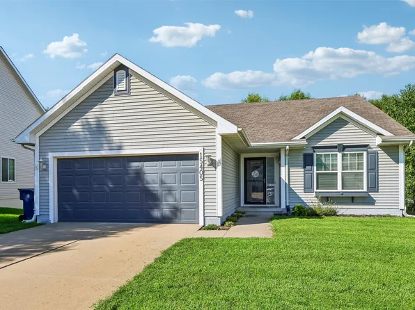15405 Aurora Ave, Urbandale, IA 50323