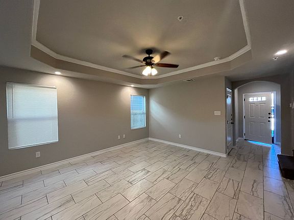 5th image of 6314 Luglio Ln #101