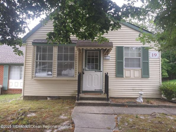 19B Spring St
