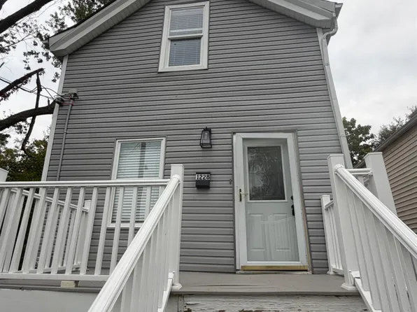 1228 Rosemont Ave, Cincinnati, OH 45205