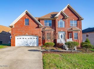 340 Vineland Place Dr, Vine Grove, KY 40175
