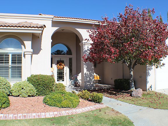 2nd image of 1017 Calle Milagro Dr