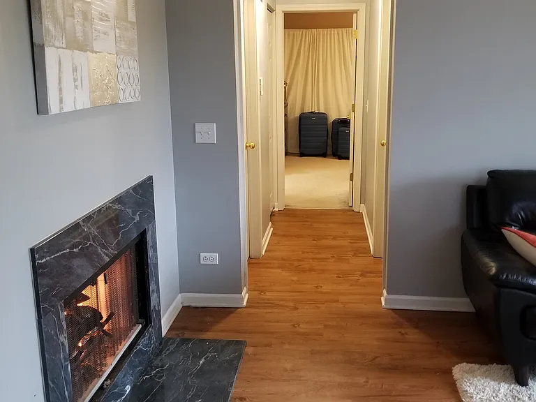 300 Crestview Dr #D — Photo 9