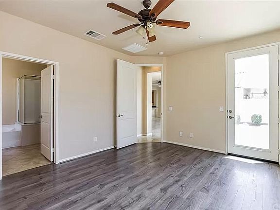 4th image of 5240 Paseo Famosa