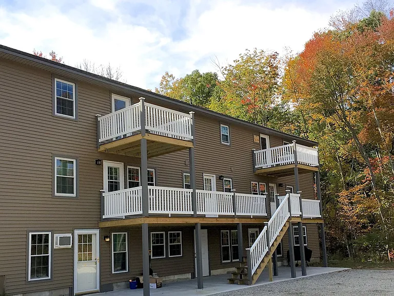 152 Main St #11 — Photo 10
