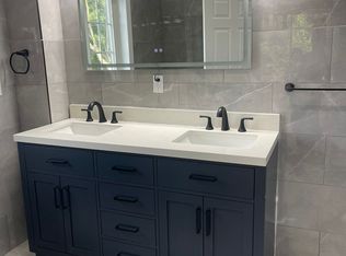 (Undisclosed Address), Yonkers, NY 10703