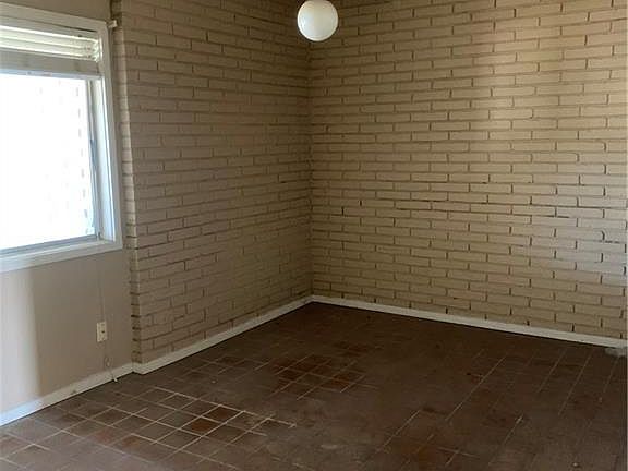 4th image of 519 S 4th Ave APT A2
