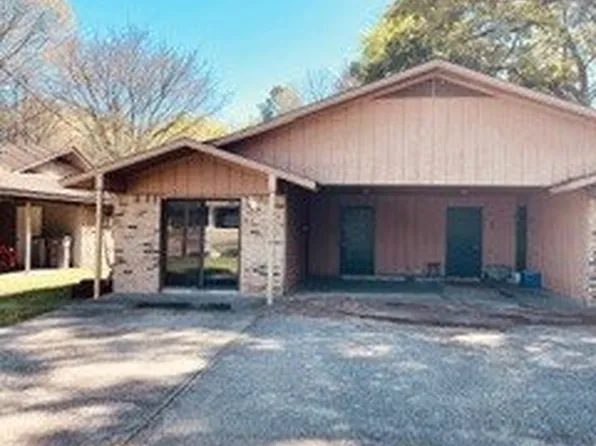 216 Hummingbird Ln, Lufkin, TX 75904