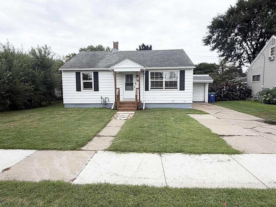 1st image of 615 N 10TH AVENUE