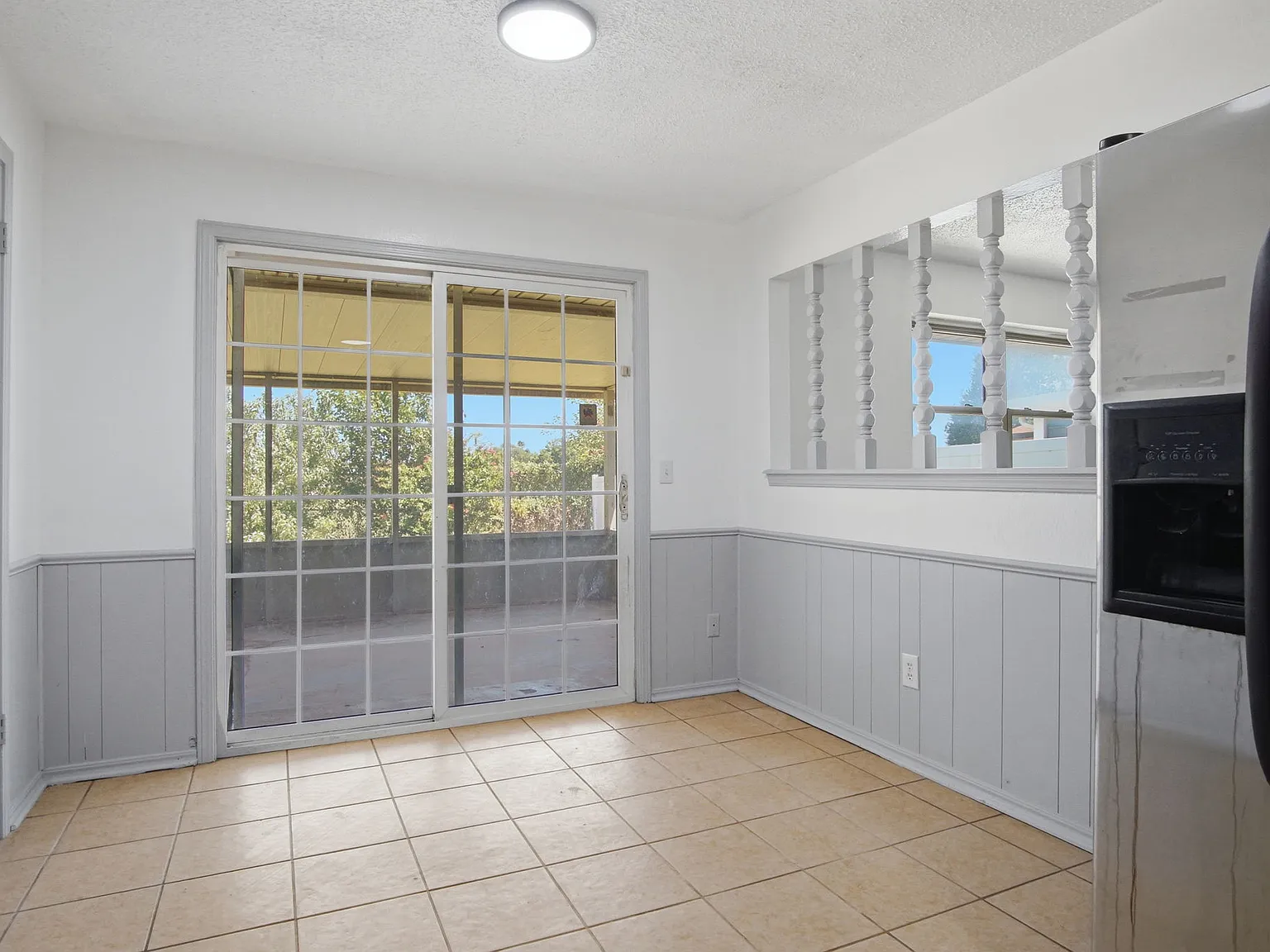 3 bed, 1.5 bath, 1976 sqft, $1,395 — Photo 4