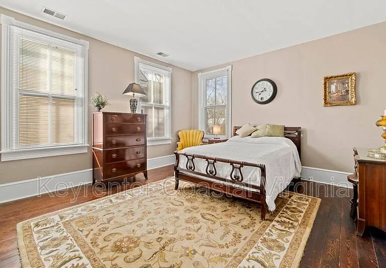 338 Main St #B — Photo 11