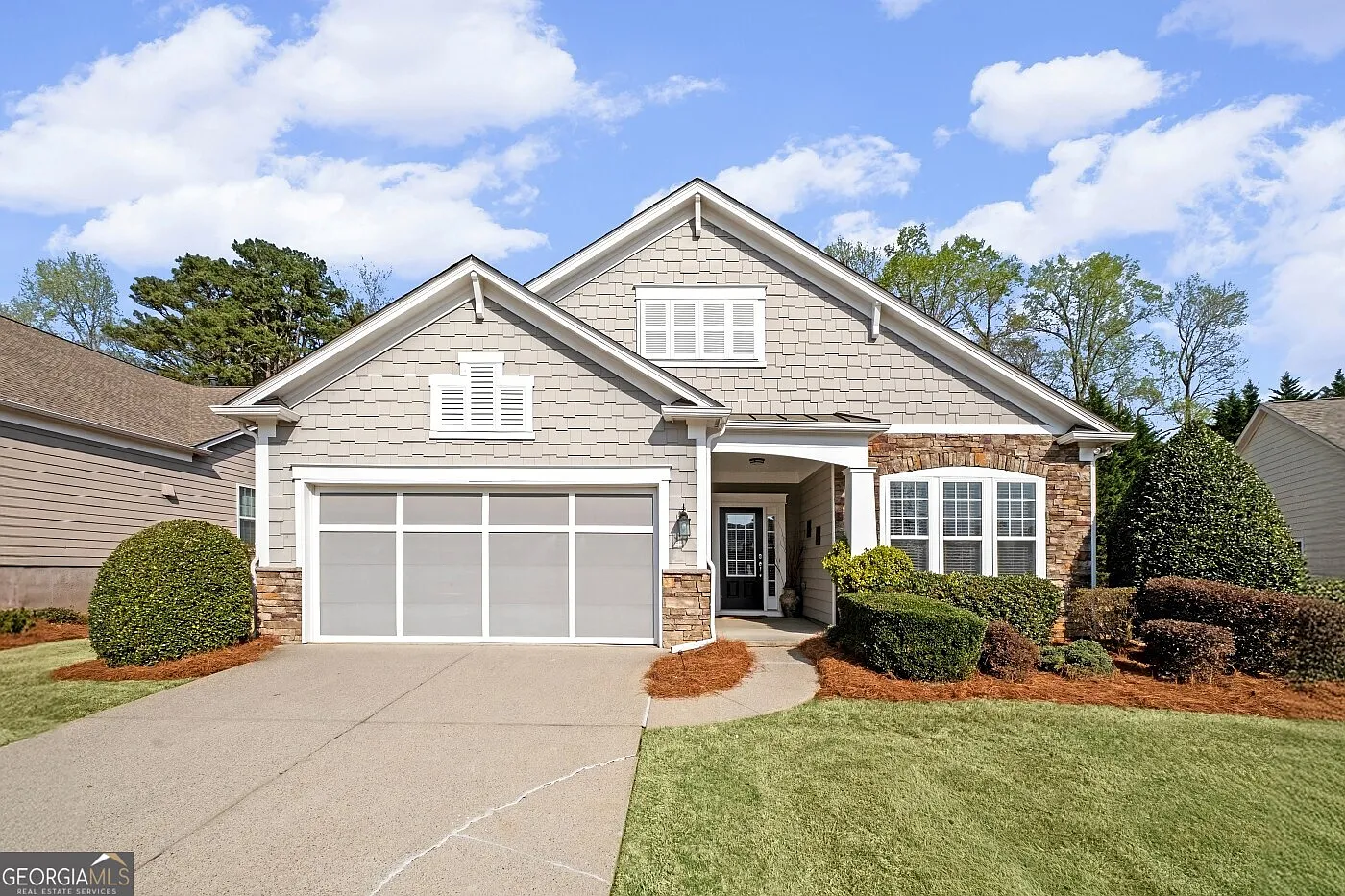 5335 Kings Common Way photo 1