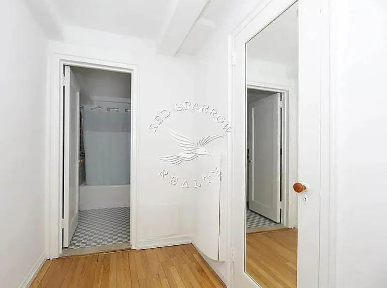 200 W 20th St #601 — Photo 10