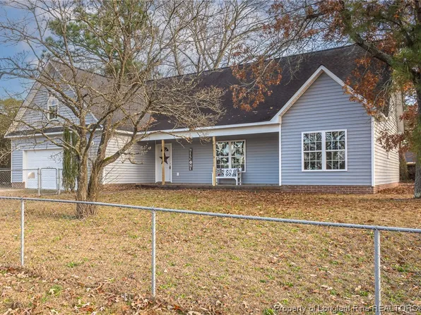 2831 Strickland Bridge Rd, Fayetteville, NC 28306