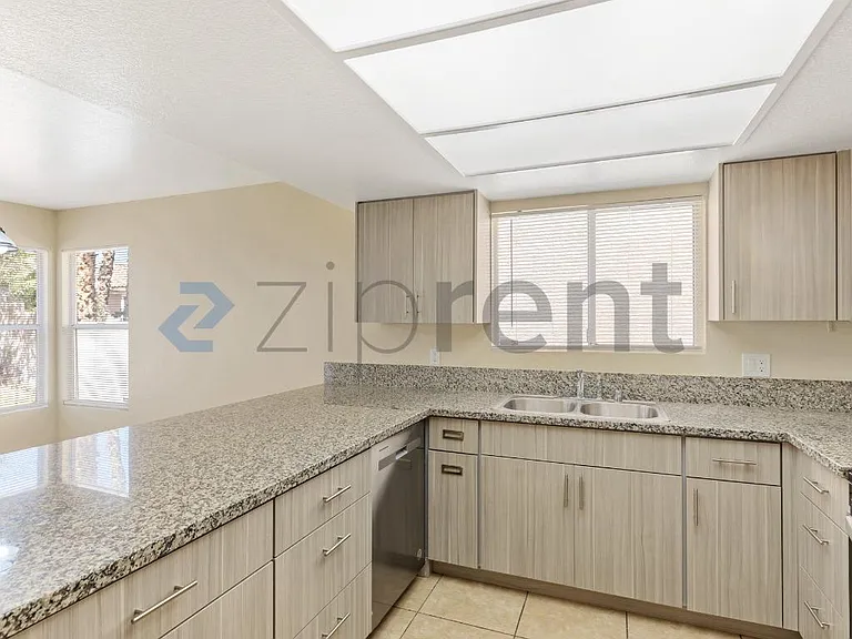 8316 Sky Canyon Ct — Photo 15